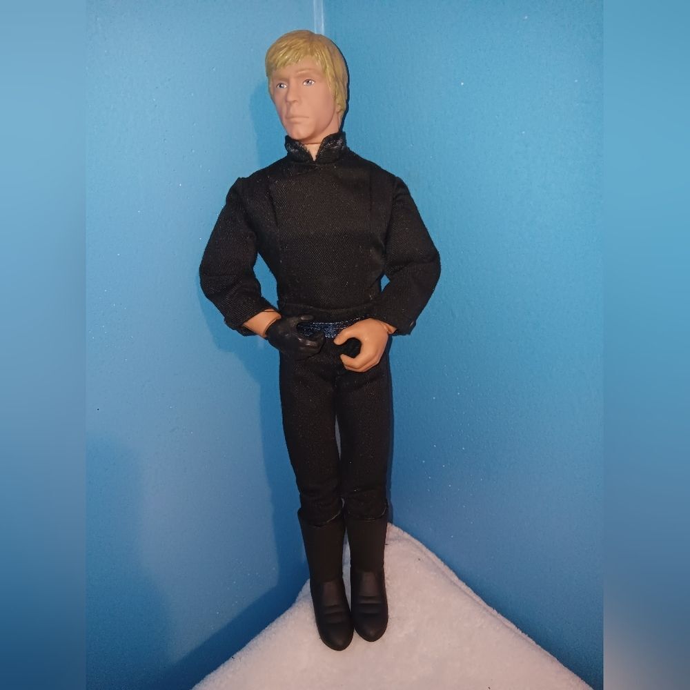 Vintage 1998 Kenner Star Wars Luke Skywalker 12" Action Figure